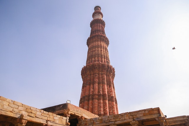 interesting facts of qutub minar in Hindi.